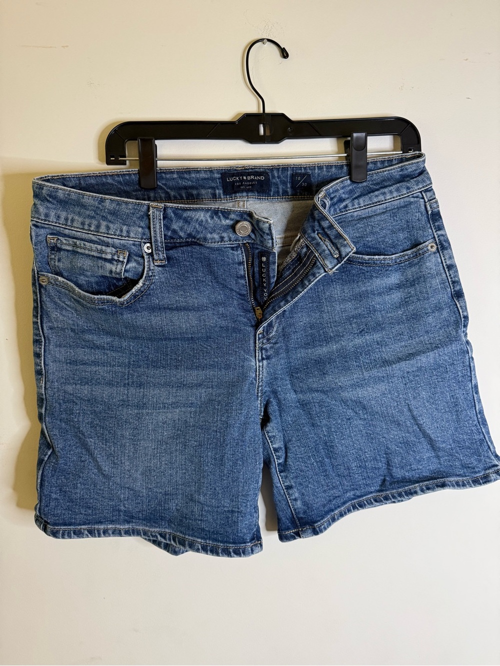 Lucky Brand Medium Blue Denim Jean Shorts